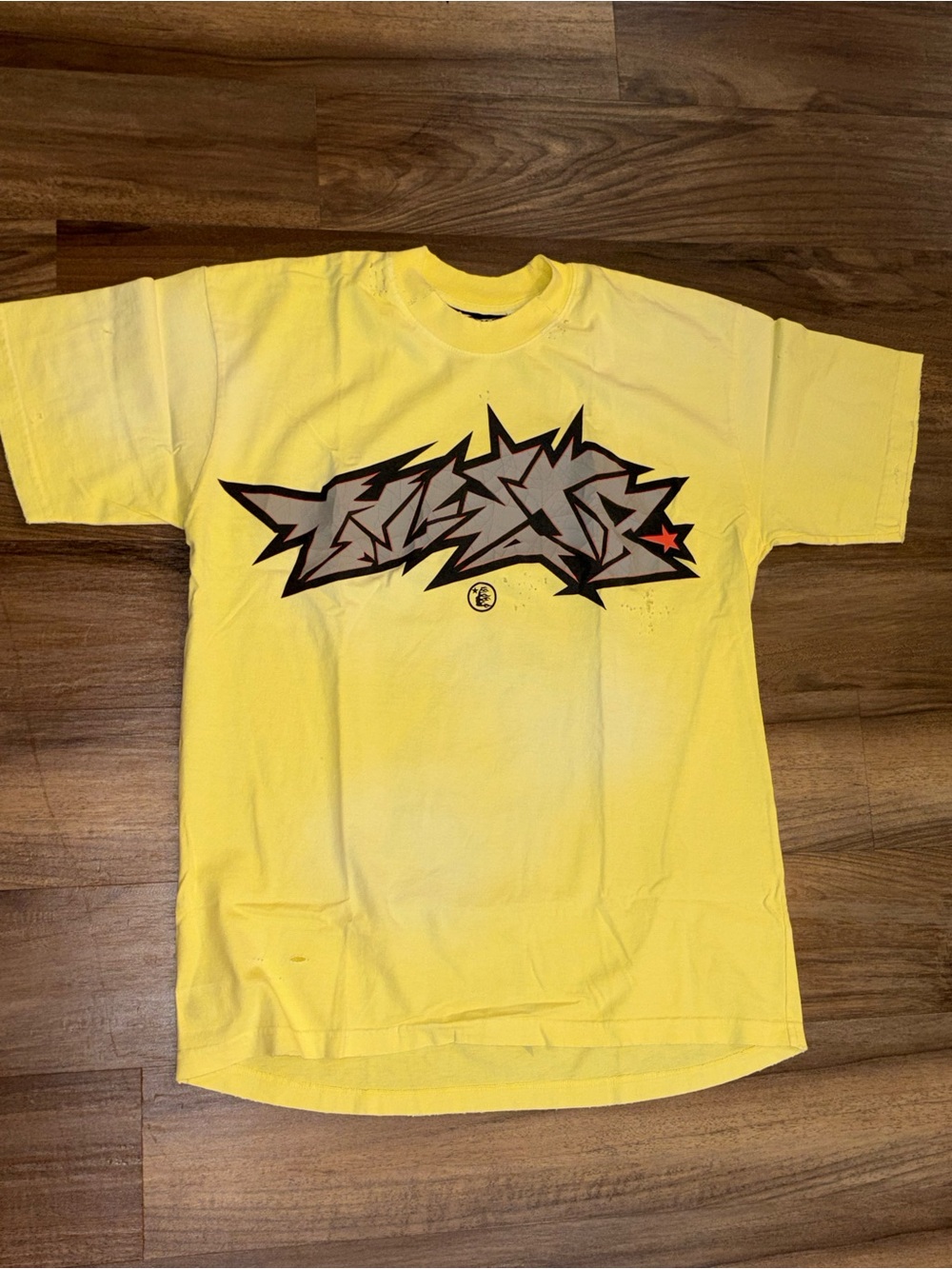 Men's Yellow Crack Tee with Black & Gray Print